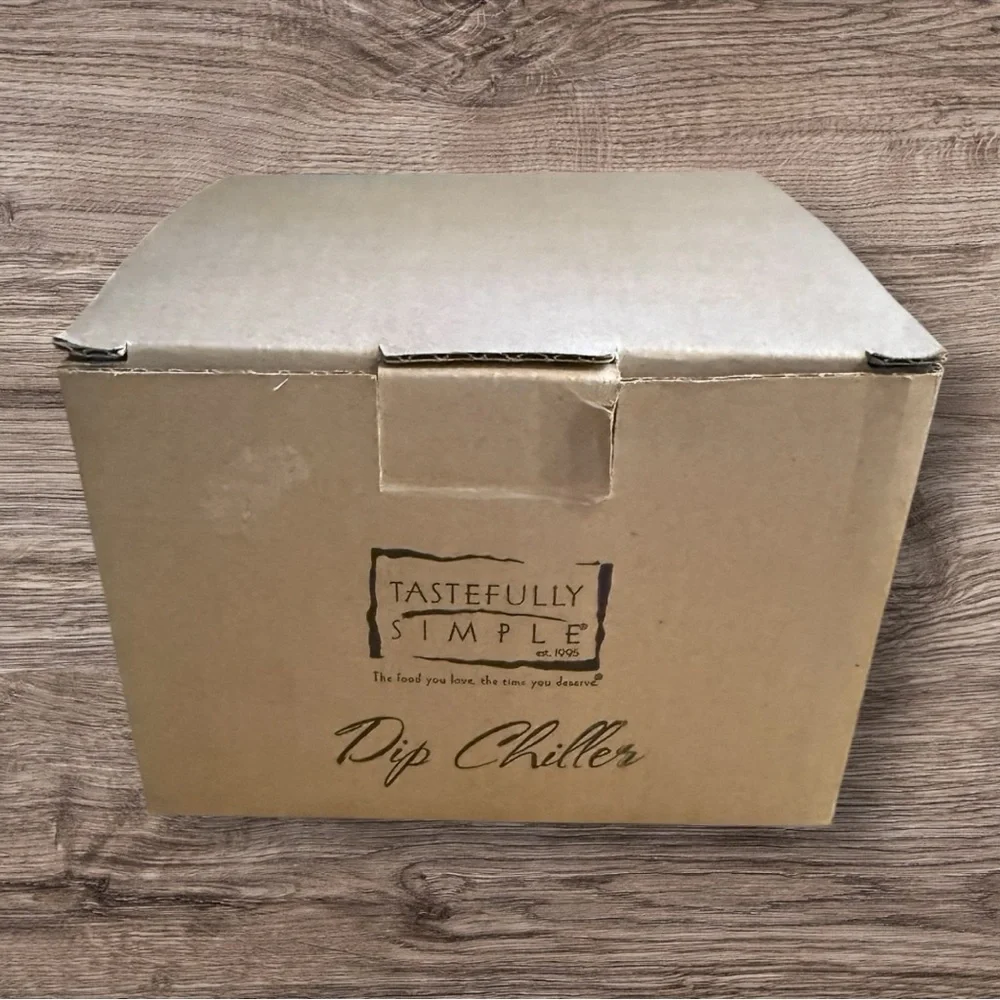 Tastefully Simple Dip Chiller - New In Box